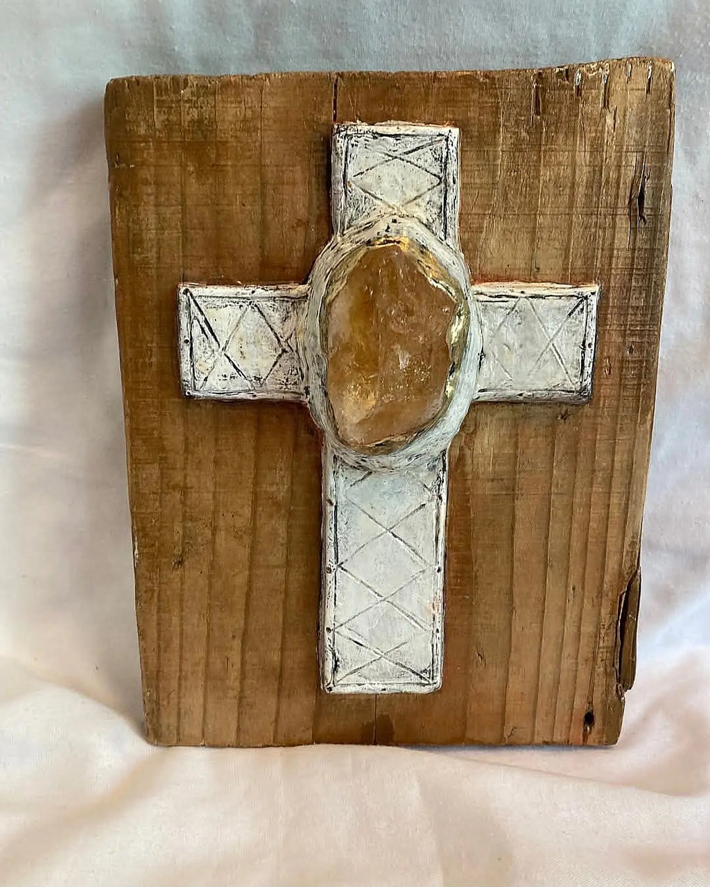 Icoană artistică cu cruce și piatră semiprețioasă