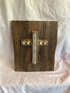 Icoană artistică cu cruce și sticlă